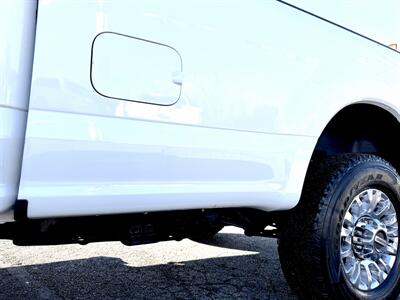 2022 Ford F-350  Crew Cab XLT 4X4 - Photo 12 - Finksburg, MD 21048