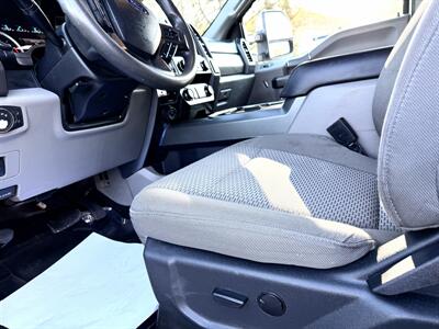 2022 Ford F-350  Crew Cab XLT 4X4 - Photo 19 - Finksburg, MD 21048