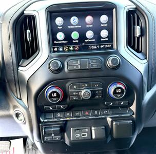 2021 Chevrolet Silverado 1500 Crew Cab LT 4X4 - Photo 14 - Finksburg, MD 21048