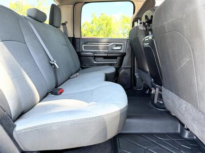 2019 RAM 3500 Crew Cab BIG HORN 4X4 - Photo 21 - Finksburg, MD 21048
