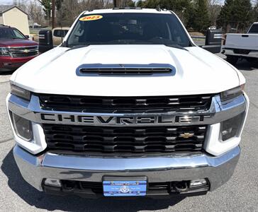 2023 Chevrolet Silverado 3500  Crew Cab LT FLAT BED 4X4 DRW - Photo 6 - Finksburg, MD 21048