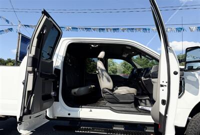 2021 Ford F-350 XL  Ext Cab 4x4 - Photo 13 - Finksburg, MD 21048