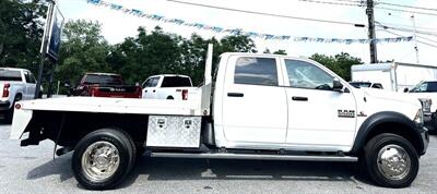 2017 RAM 5500  Crew Cab Flat Bed Tradesman 4x4 DRW - Photo 5 - Finksburg, MD 21048