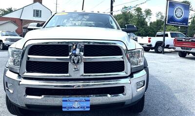 2017 RAM 5500  Crew Cab Flat Bed Tradesman 4x4 DRW - Photo 4 - Finksburg, MD 21048