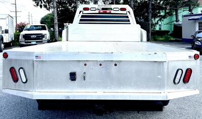 2017 RAM 5500  Crew Cab Flat Bed Tradesman 4x4 DRW - Photo 8 - Finksburg, MD 21048