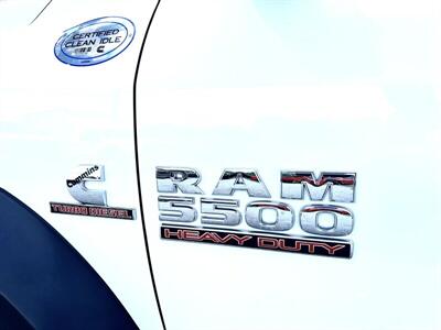 2017 RAM 5500  Crew Cab Flat Bed Tradesman 4x4 DRW - Photo 22 - Finksburg, MD 21048