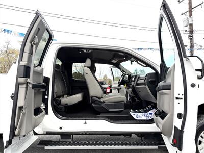 2019 Ford F-350 XL  Ext Cab XL 4X4 - Photo 12 - Finksburg, MD 21048