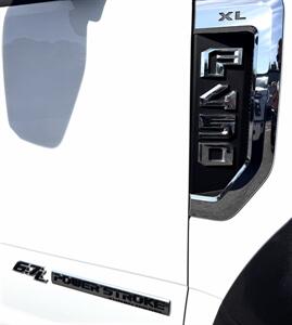 2017 Ford F-450  Ext Cab XL DUMP BED 4X2 DRW - Photo 24 - Finksburg, MD 21048