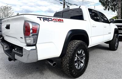 2023 Toyota Tacoma  TRD OFF-ROAD - Photo 3 - Finksburg, MD 21048