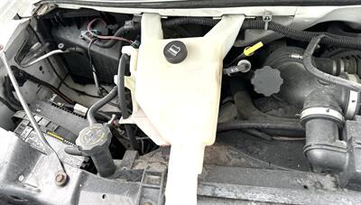 2016 Chevrolet Express  3500 BOX TRUCK 10 FT - Photo 21 - Finksburg, MD 21048