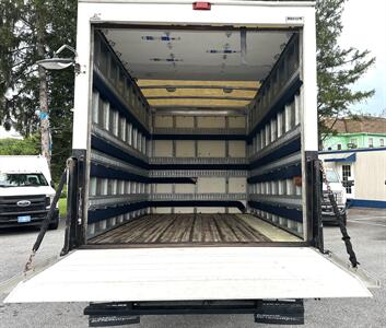 2016 Chevrolet Express  3500 BOX TRUCK 10 FT - Photo 9 - Finksburg, MD 21048