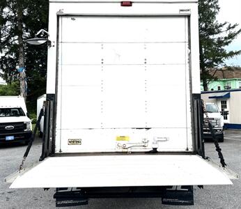 2016 Chevrolet Express  3500 BOX TRUCK 10 FT - Photo 8 - Finksburg, MD 21048