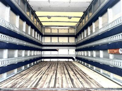 2016 Chevrolet Express 3500 BOX TRUCK 10 FT - Photo 10 - Finksburg, MD 21048