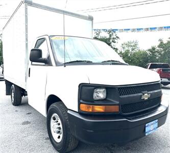2016 Chevrolet Express  3500 BOX TRUCK 10 FT