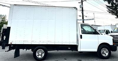 2016 Chevrolet Express 3500 BOX TRUCK 10 FT - Photo 4 - Finksburg, MD 21048