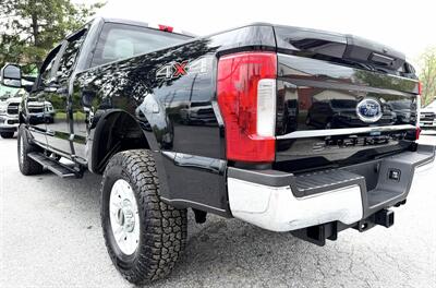 2019 Ford F-250  Crew Cab XL 4X4 - Photo 8 - Finksburg, MD 21048