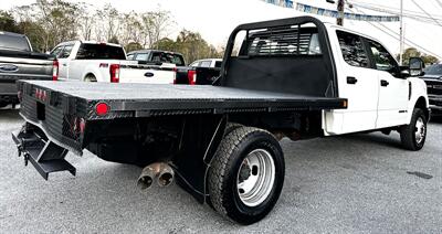 2018 Ford F-350 XL  Crew Cab Flat Bed  XL 4x4 DRW - Photo 3 - Finksburg, MD 21048