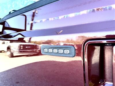 2011 Ford F-350 Lariat  Ext Cab Lariat 4X4 - Photo 30 - Finksburg, MD 21048