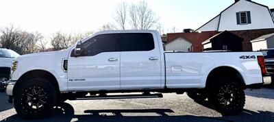 2019 Ford F-350  Crew Cab XLT 4X4 - Photo 7 - Finksburg, MD 21048