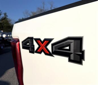 2019 Ford F-350  Crew Cab XLT 4X4 - Photo 36 - Finksburg, MD 21048