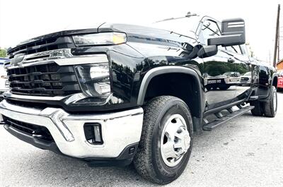2024 Chevrolet Silverado 3500  Crew Cab LT 4X4 DRW - Photo 2 - Finksburg, MD 21048