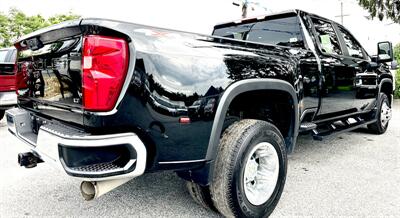 2024 Chevrolet Silverado 3500  Crew Cab LT 4X4 DRW - Photo 3 - Finksburg, MD 21048