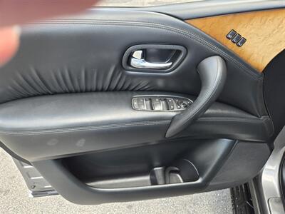 2014 INFINITI QX80   - Photo 7 - North Easton, MA 02356