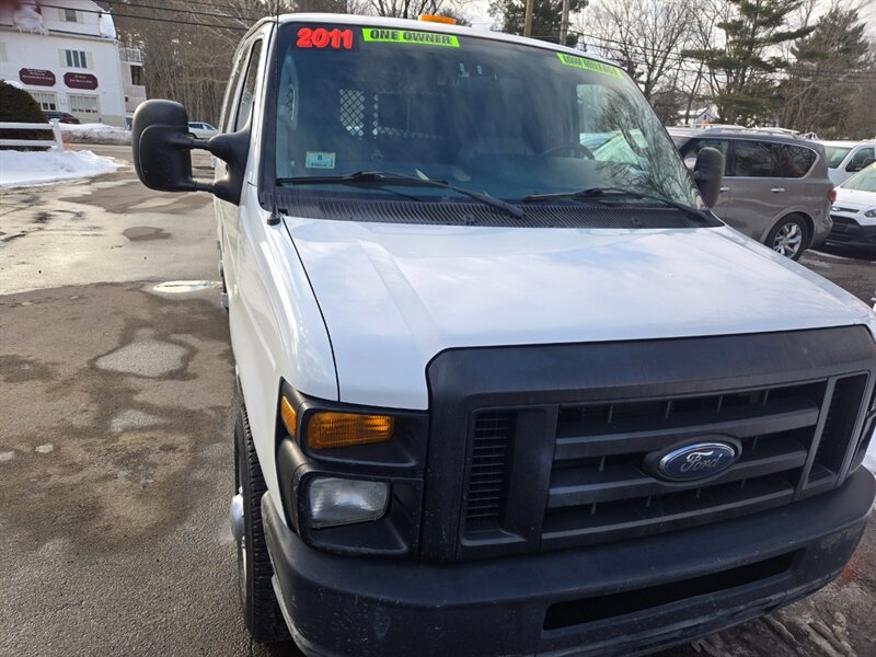 2011 Ford E-Series Econoline Van Commercial