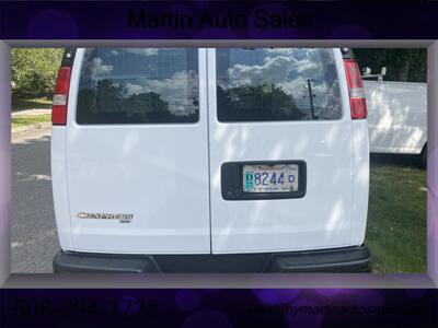 2017 Chevrolet Express 2500   - Photo 2 - North Easton, MA 02356