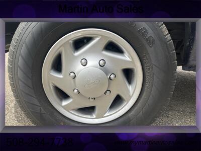 2013 Ford E-350 SD   - Photo 14 - North Easton, MA 02356