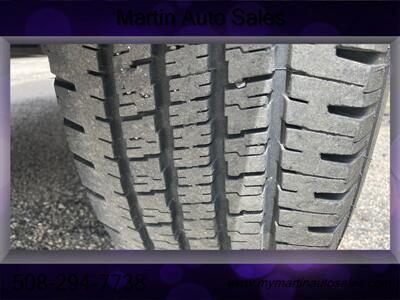 2013 Ford E-350 SD   - Photo 15 - North Easton, MA 02356