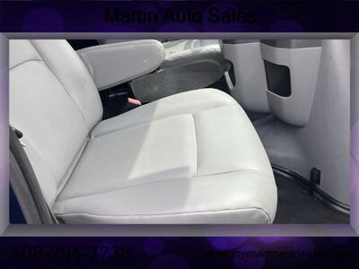 2013 Ford E-350 SD   - Photo 11 - North Easton, MA 02356