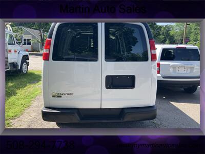 2020 Chevrolet Express 2500 - Photo 4 - North Easton, MA 02356