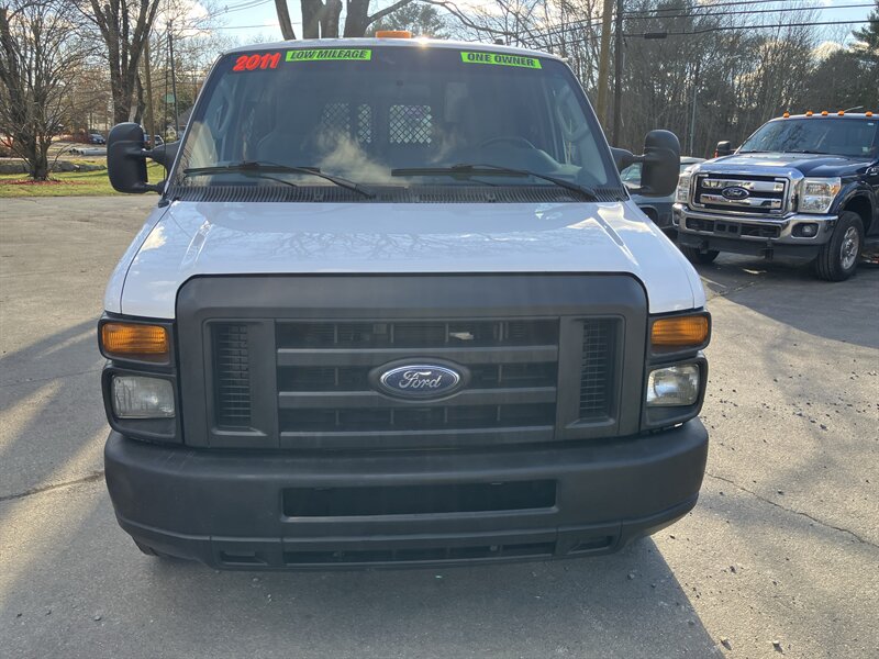 2011 Ford E-250 photo 4