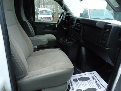 2017 Chevrolet Express 2500   - Photo 10 - North Easton, MA 02356
