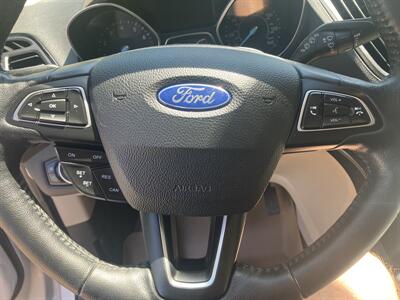 2019 Ford Escape Titanium   - Photo 17 - North Easton, MA 02356