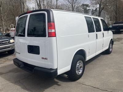 2017 GMC Savana 2500   - Photo 4 - North Easton, MA 02356