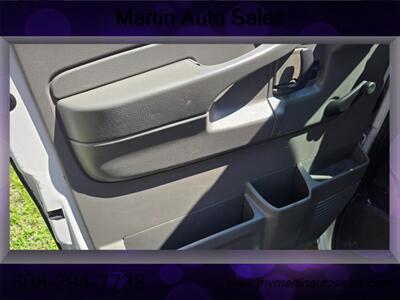 2010 Chevrolet Express 2500 - Photo 10 - North Easton, MA 02356
