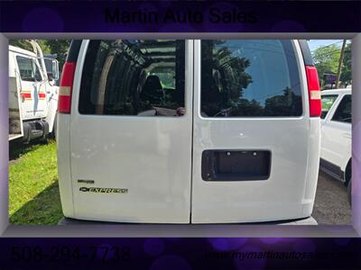 2010 Chevrolet Express 2500 - Photo 7 - North Easton, MA 02356