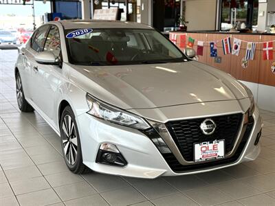 2020 Nissan Altima 2.5 SV  