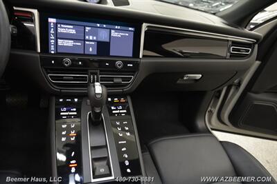 2023 Porsche Macan T   - Photo 30 - Mesa, AZ 85202