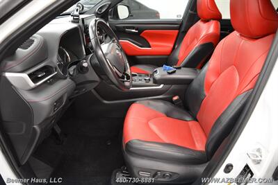 2022 Toyota Highlander XSE   - Photo 13 - Mesa, AZ 85202