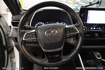 2022 Toyota Highlander XSE   - Photo 29 - Mesa, AZ 85202