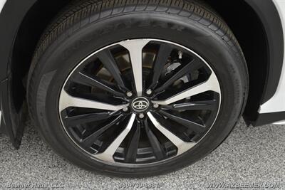 2022 Toyota Highlander XSE   - Photo 50 - Mesa, AZ 85202