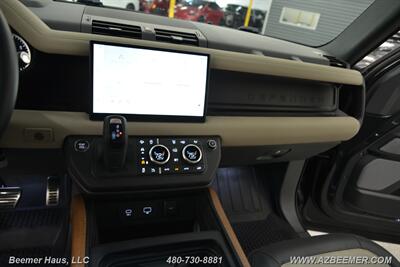2023 Land Rover Defender 130 X   - Photo 32 - Mesa, AZ 85202
