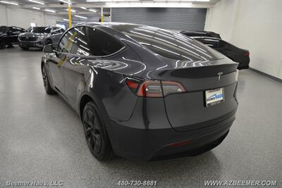 2024 Tesla Model Y Long Range   - Photo 11 - Mesa, AZ 85202