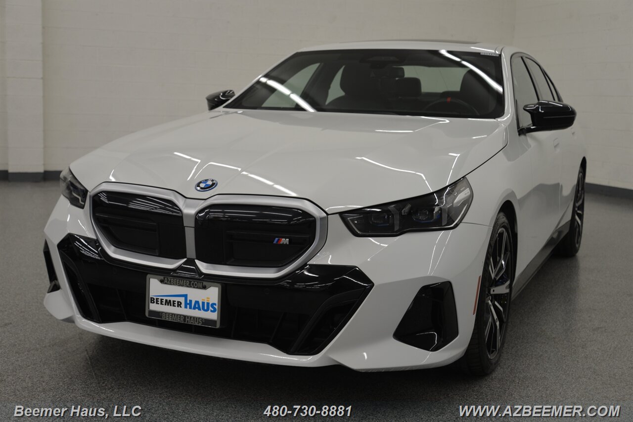 2024 BMW i5 M60   - Photo 1 - Mesa, AZ 85202