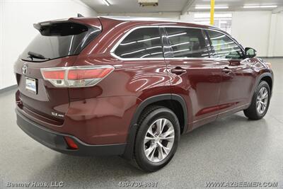 2015 Toyota Highlander XLE   - Photo 9 - Mesa, AZ 85202
