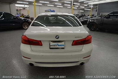 2018 BMW 5 Series 530e iPerformance   - Photo 10 - Mesa, AZ 85202