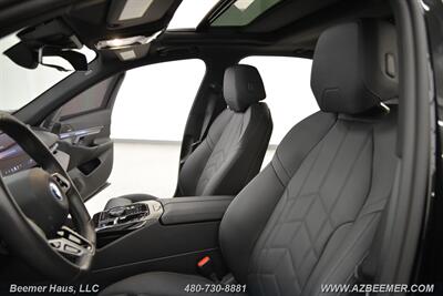 2025 BMW i5 eDrive40   - Photo 16 - Mesa, AZ 85202